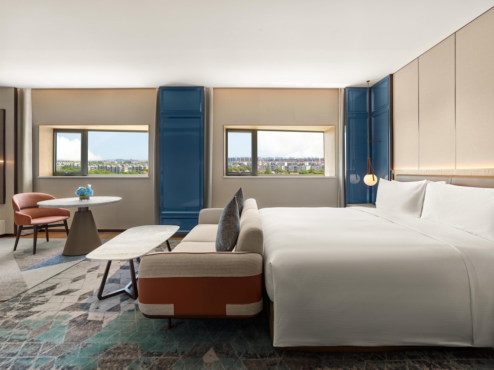 King Two Bedroom Suite Executive Tower