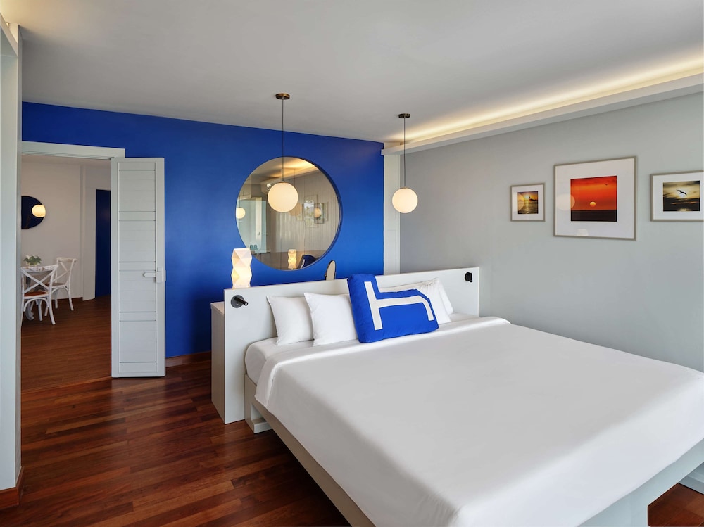 Superior Suite, 1 Bedroom, Sea View