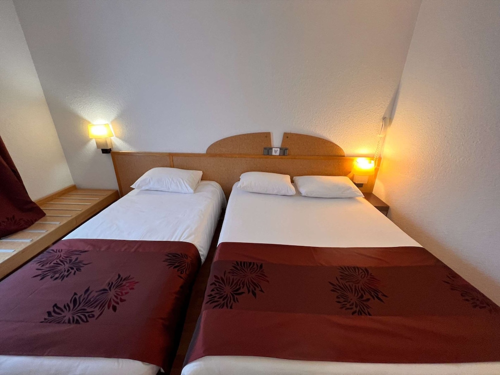 Room, Multiple Beds - Photo 1
