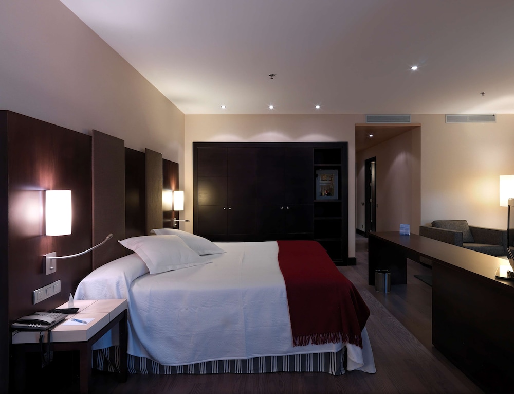 Standard Triple Room - Photo 1