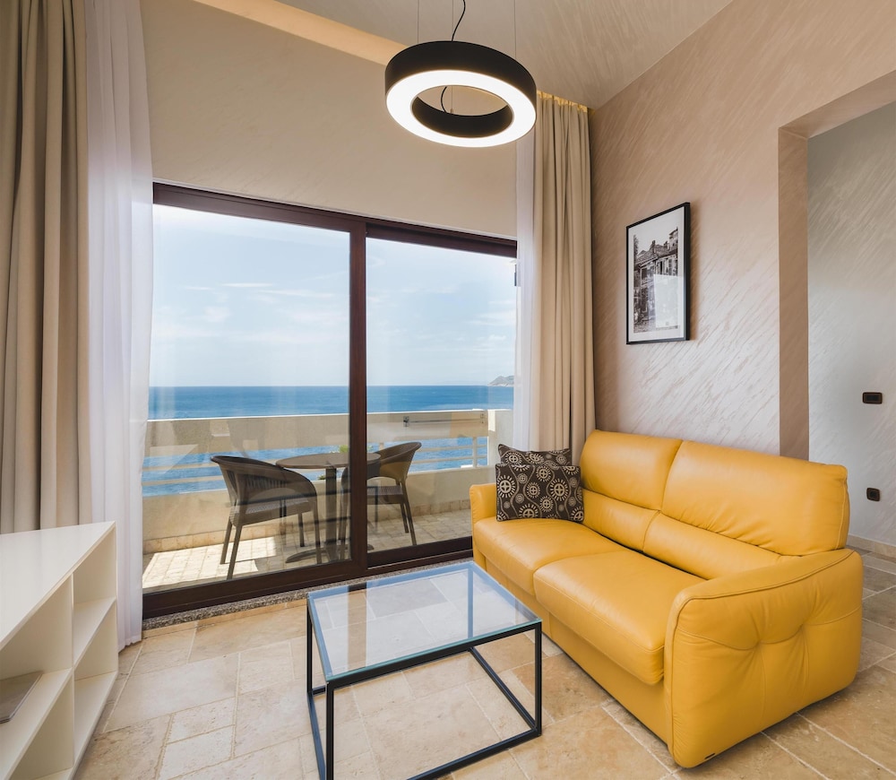 Suite, Hot Tub, Sea View