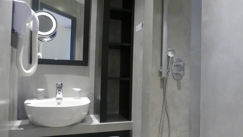 Basic Room photo 2