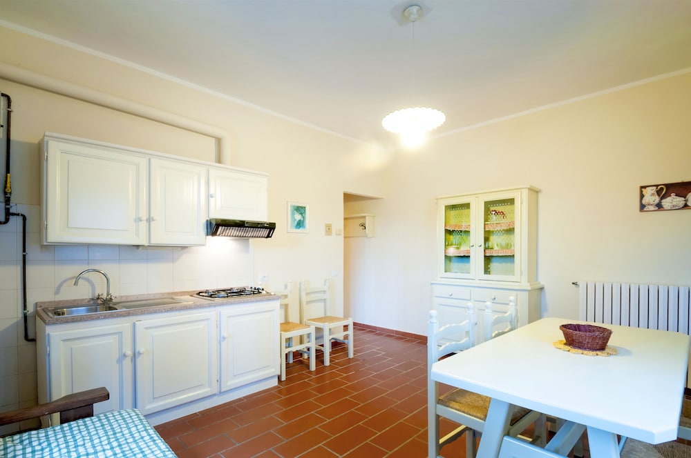 Classic Apartment, 1 Bedroom - Photo 3