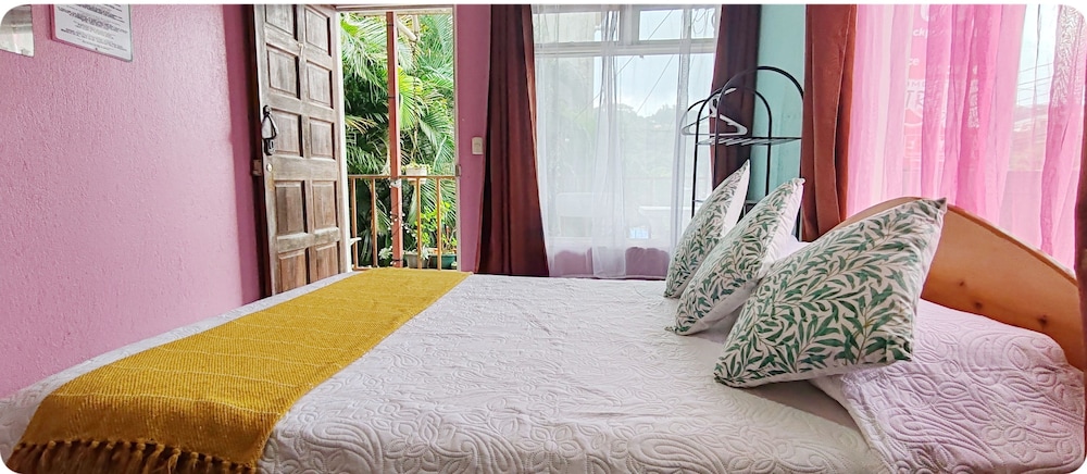 Deluxe Studio, 1 Bedroom, Balcony photo 1