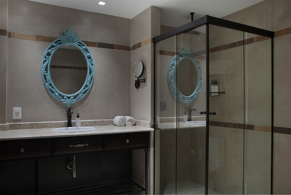 Luxury Double Room - Photo 10