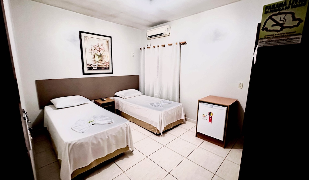 Economy Twin Room photo 1