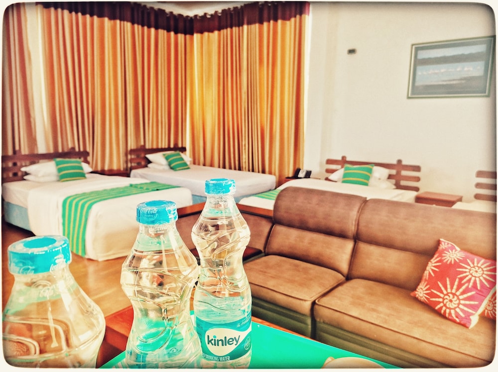 Deluxe Quadruple Room, 1 Bedroom, Lake View, Lakeside photo 3