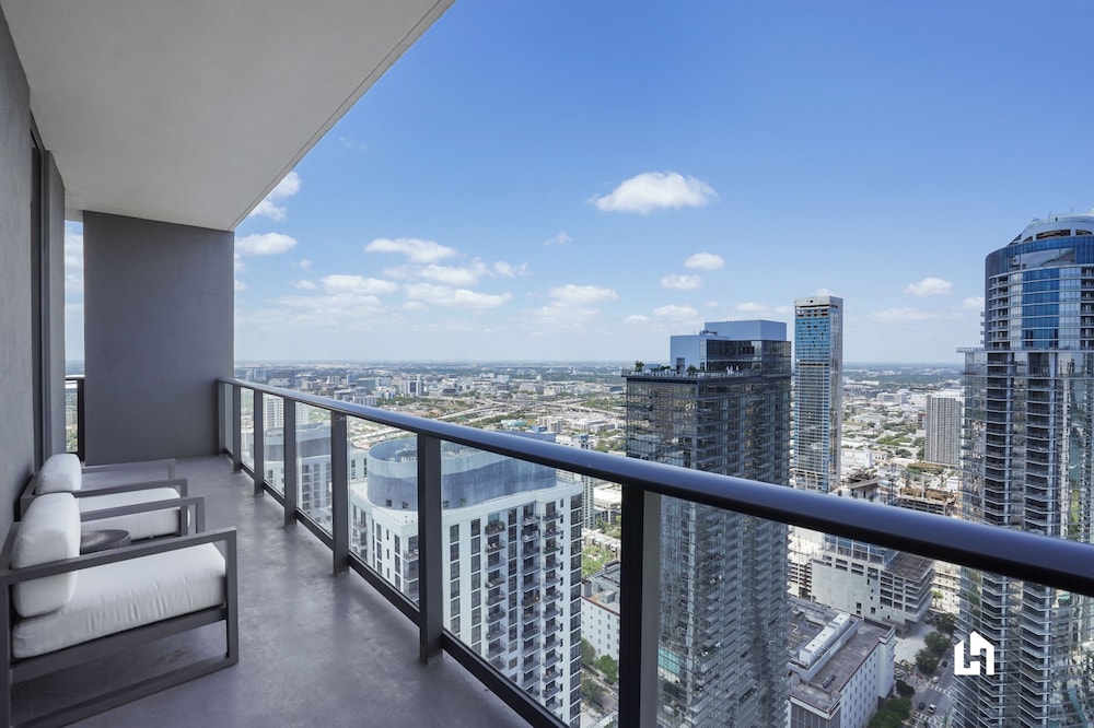 Apartment, 2 Bedrooms, Balcony, Ocean View photo 1