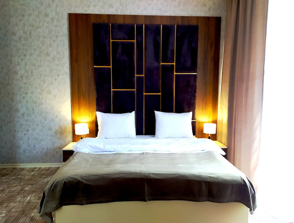 Standard Double Room, 1 King Bed, Non Smoking - Photo 27