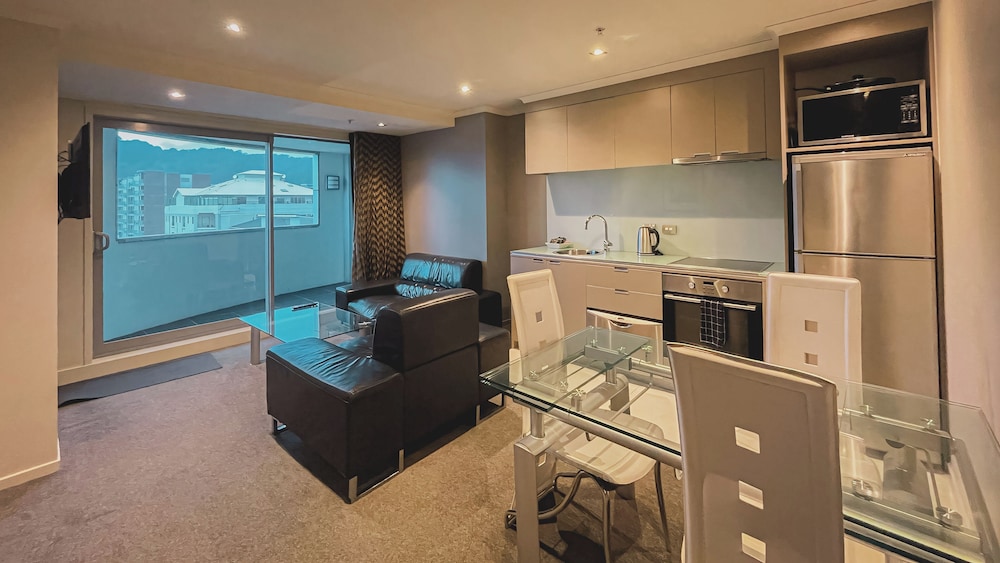 Two Bedroom Apartment - Photo 6