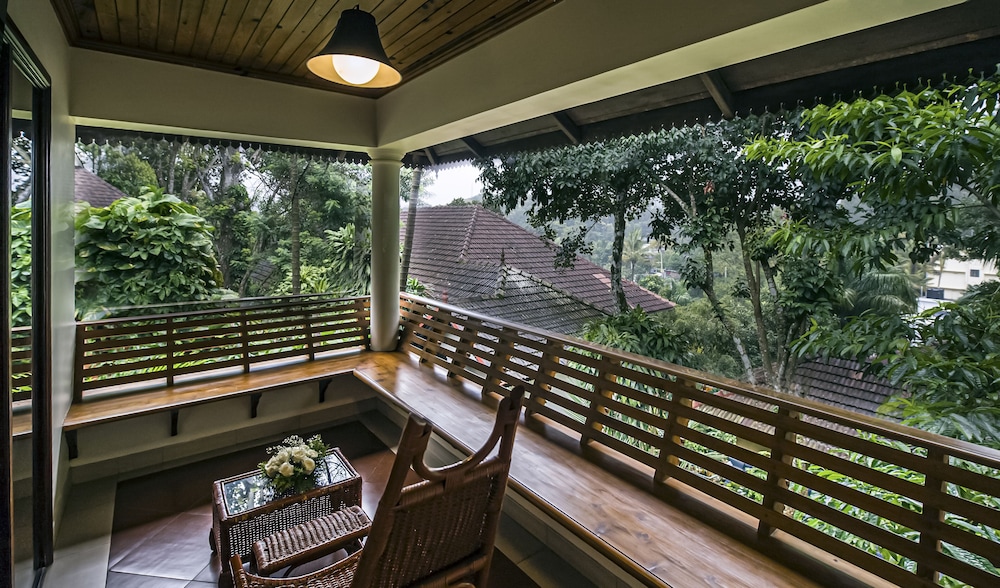 Patio room photo 2