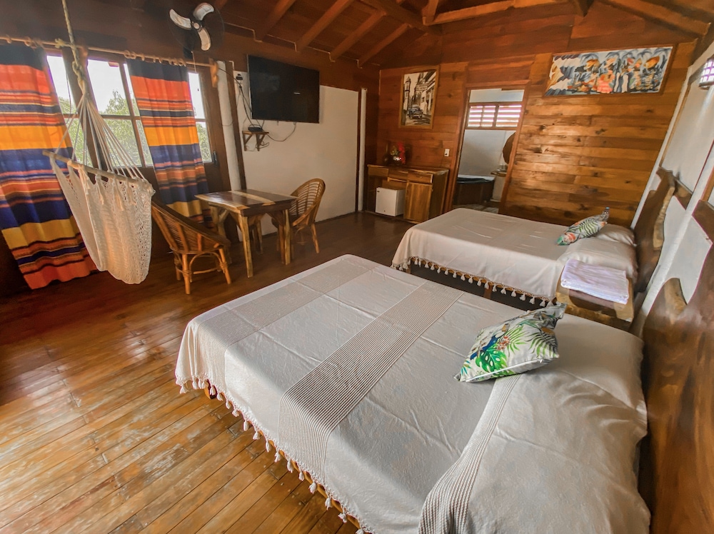 Comfort Cabin, 2 Double Beds (Alifer)