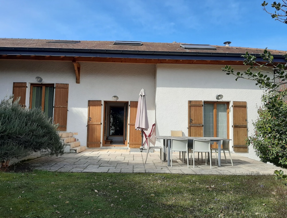 Family House, 4 Bedrooms photo 1