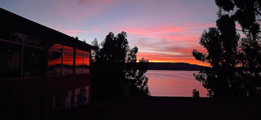 Exclusive Triple Room, Patio, Lake View photo 3