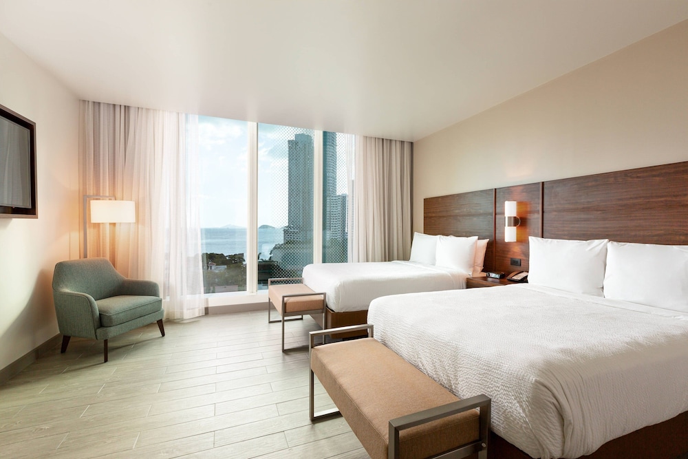 Suite, 1 Bedroom, Ocean View - Photo 1