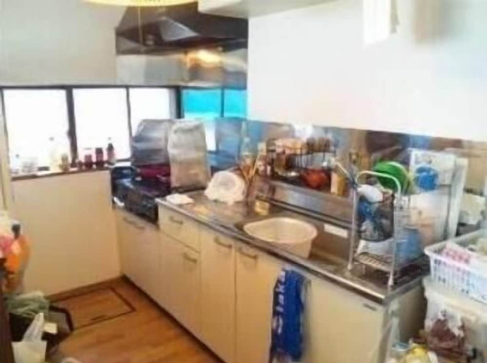 Shared Dormitory, Women only photo 3