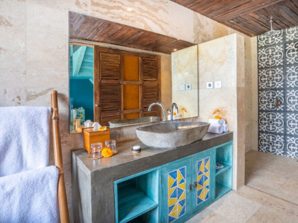 Ethnical Two Bedroom with Plunge Pool - Photo 15