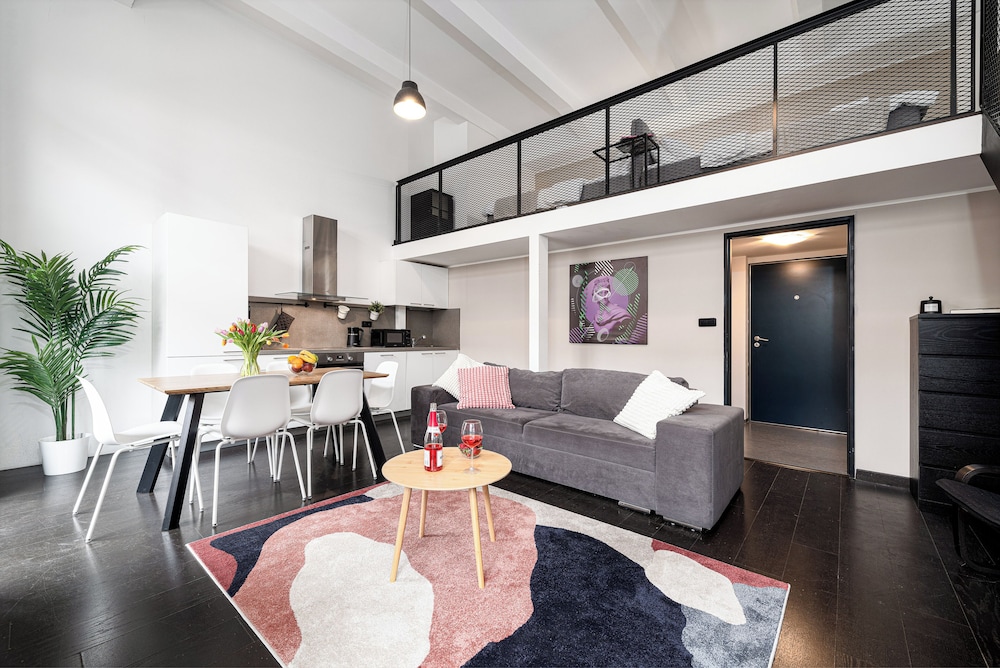 Comfort Apartment, Balcony