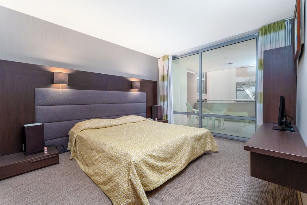 Standard Suite