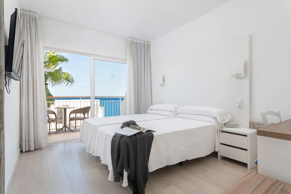 Habitación Doble, Balcón, Vista Parcial al Mar