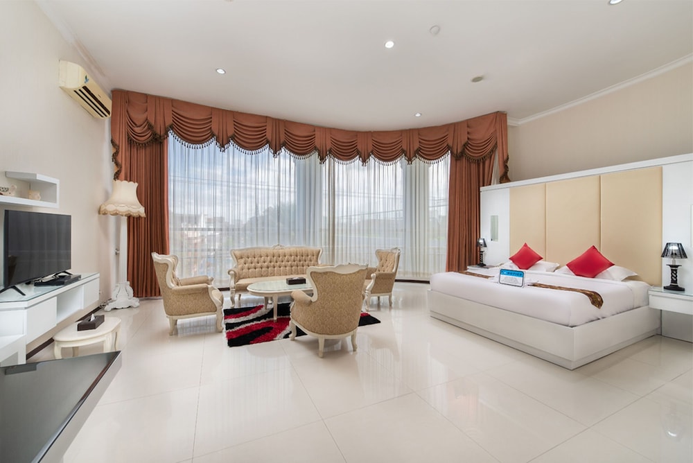 Presidential Suite photo 2