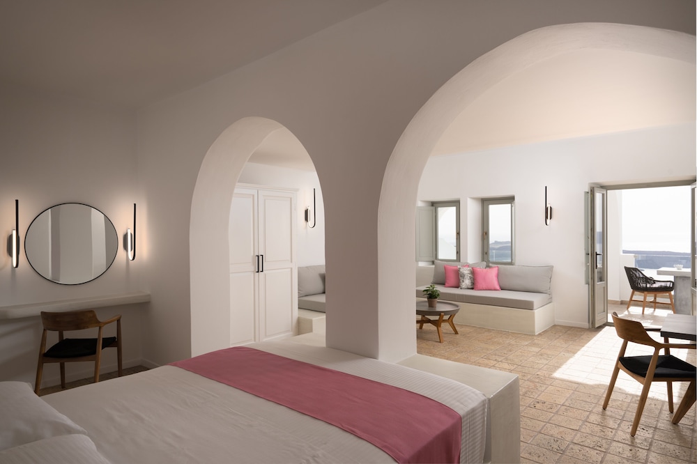 Matter Suite with hot tub Caldera View