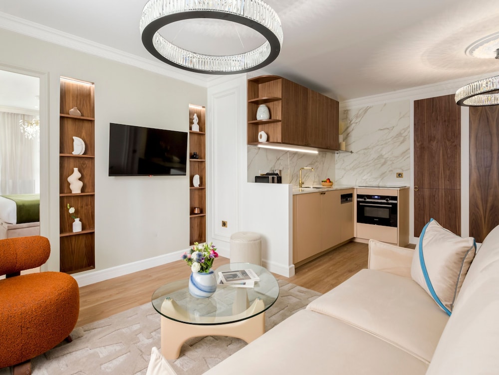 Apartment, City View