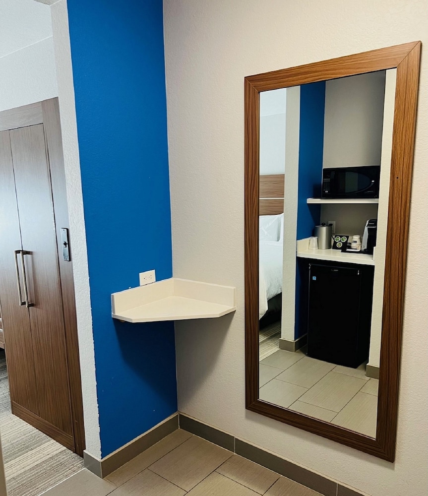 Holiday Inn Express & Suites Moore by IHG, Billede 9