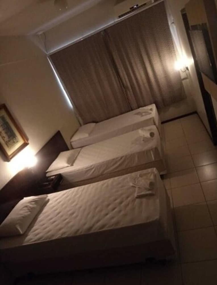 Standard Room, 2 Twin Beds - Photo 3