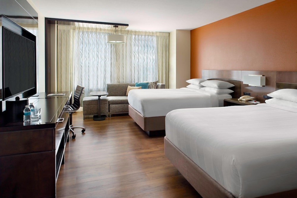 Standard Room, 2 Double Beds, Tower - Photo 1