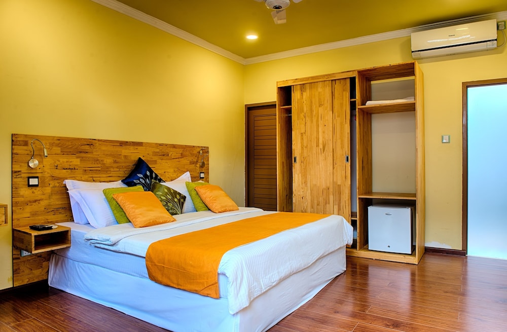 Deluxe Double Or Twin Room, Patio photo 1