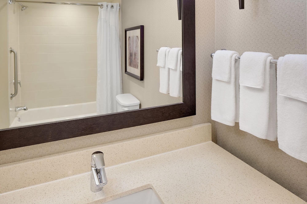 Signature Suite, 1 King Bed (Corner) - Photo 4