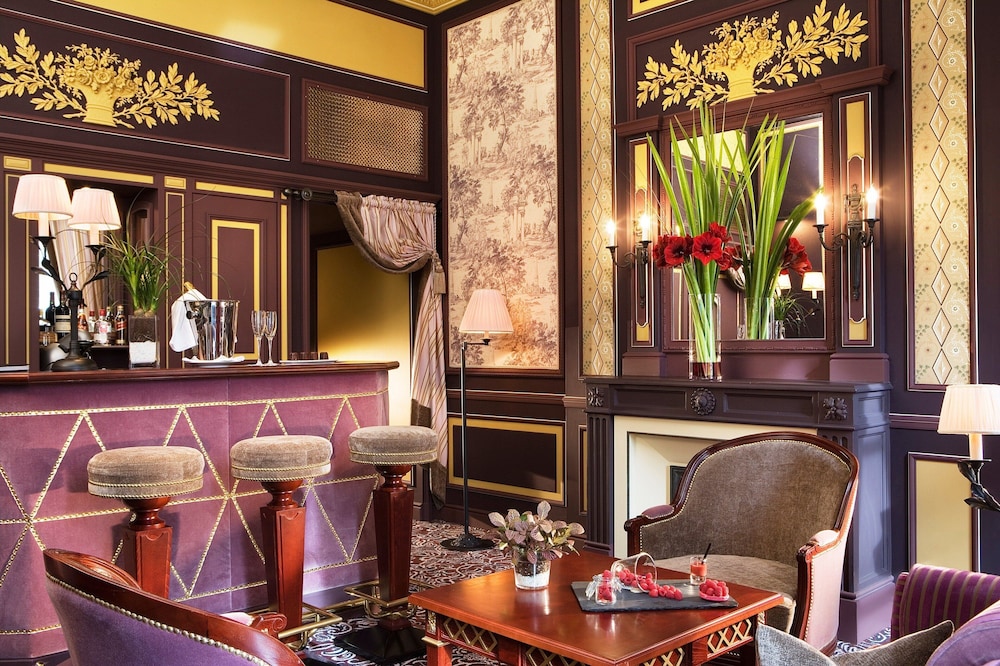Suite, 1 King Bed (Wine Bar) - Photo 2