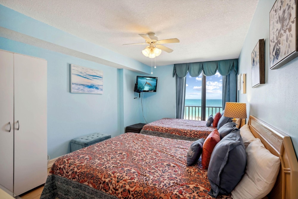Condo, Multiple Beds (Trillium 2B - Premier) photo 2