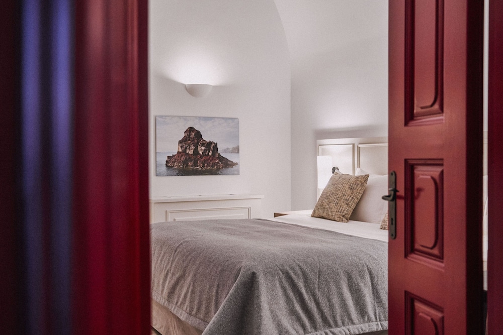 Suite, 1 Bedroom (Balcony) - Photo 9