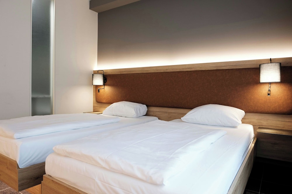 Standard Room, 2 Twin Beds