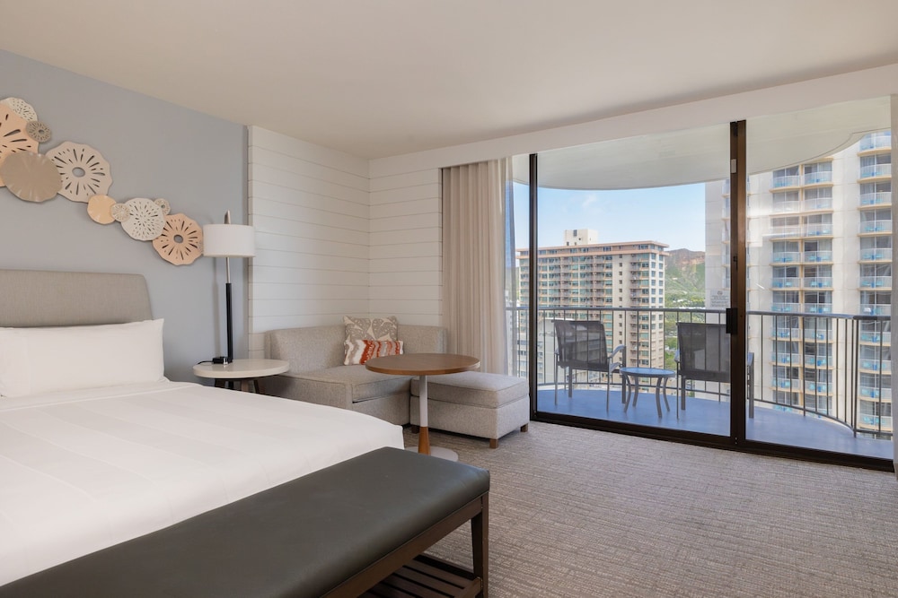 Suite, 1 King Bed With Sofa Bed, Balcony, Ocean View (corner Room)