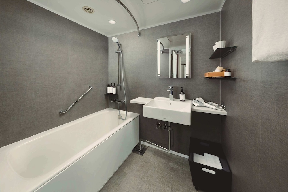 Junior Suite, Non Smoking - Photo 7