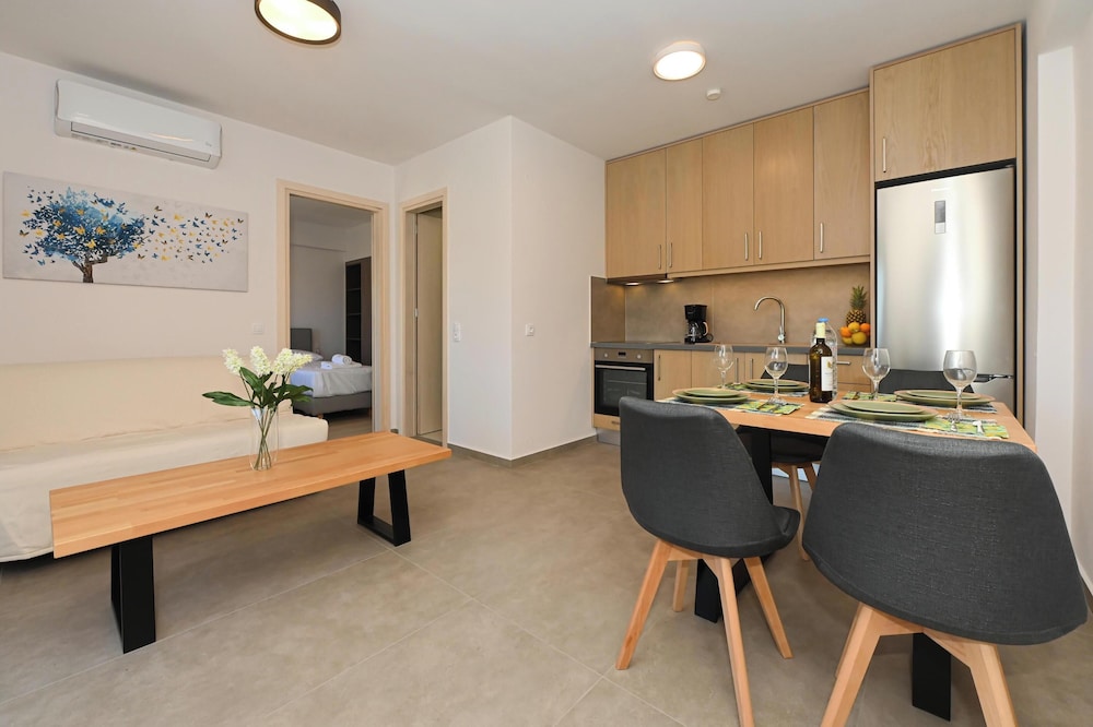 Apartment, 1 Bedroom, City View