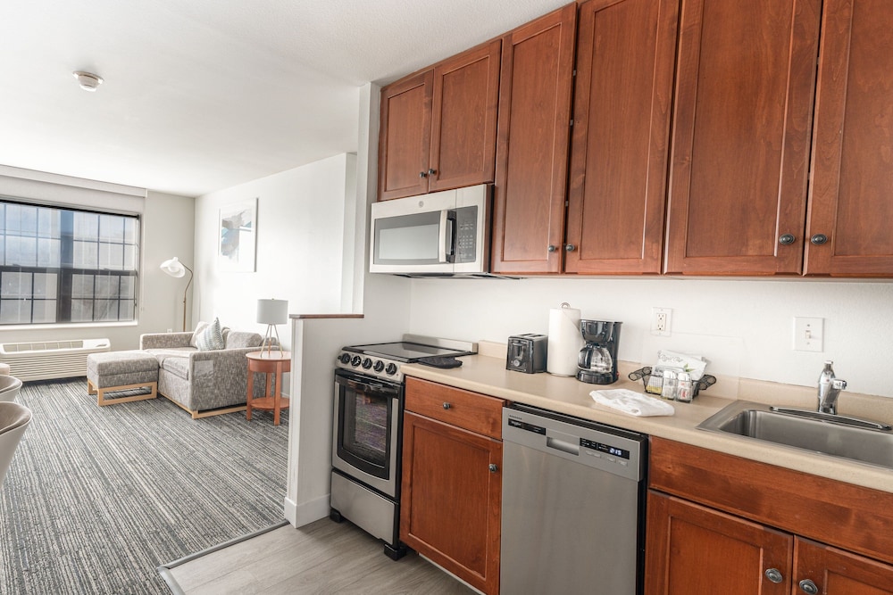 Suite, 2 Bedrooms
