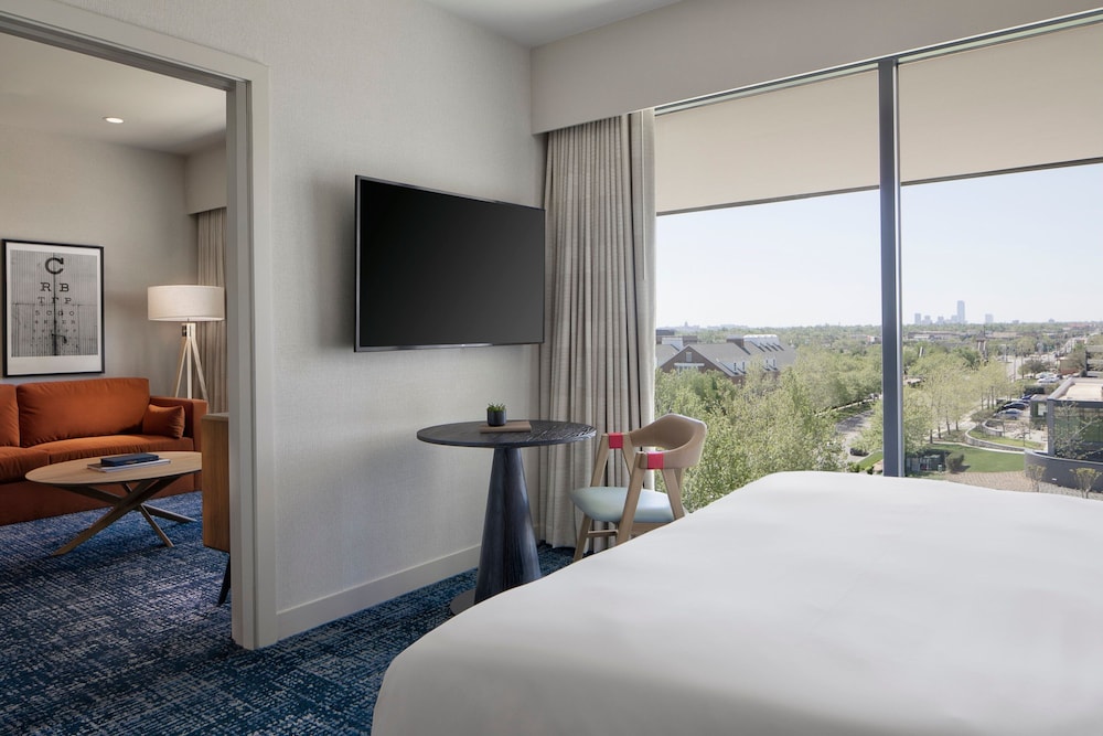 Suite, 1 Bedroom (Mobility Accessible, Tub) photo 3