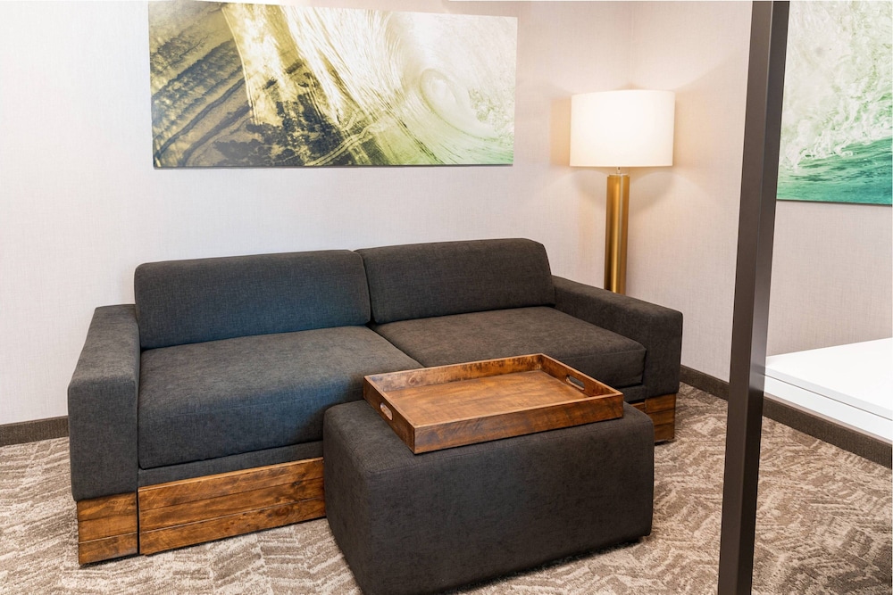 Suite, Multiple Beds - Photo 6