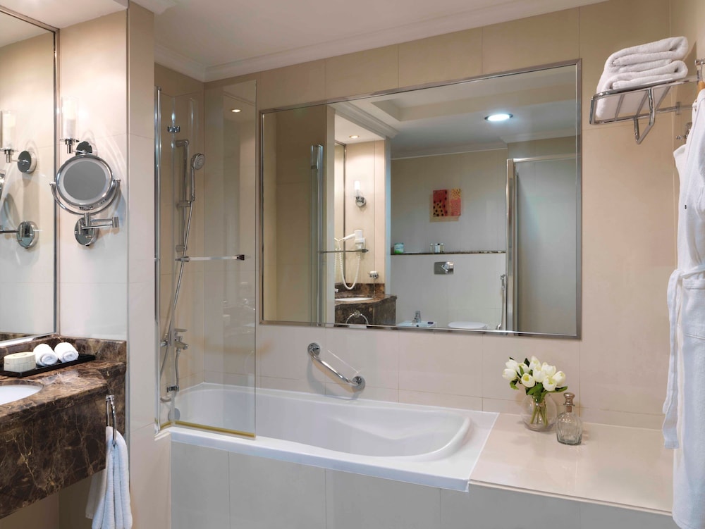 Suite Triple Room photo 3