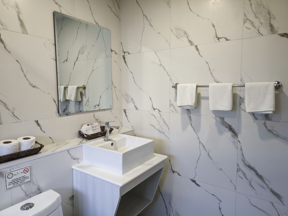 Superior Triple Room - Photo 18