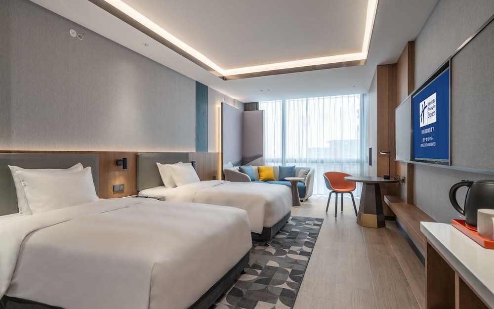 Standard Room, 2 Twin Beds - Photo 1