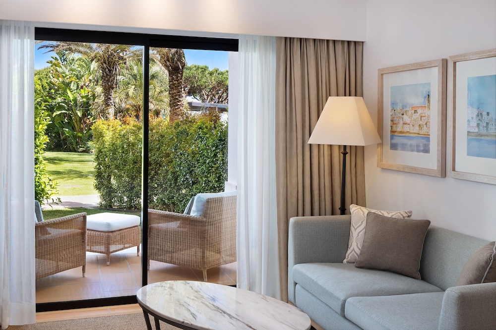 Junior Suite, 1 Queen Bed