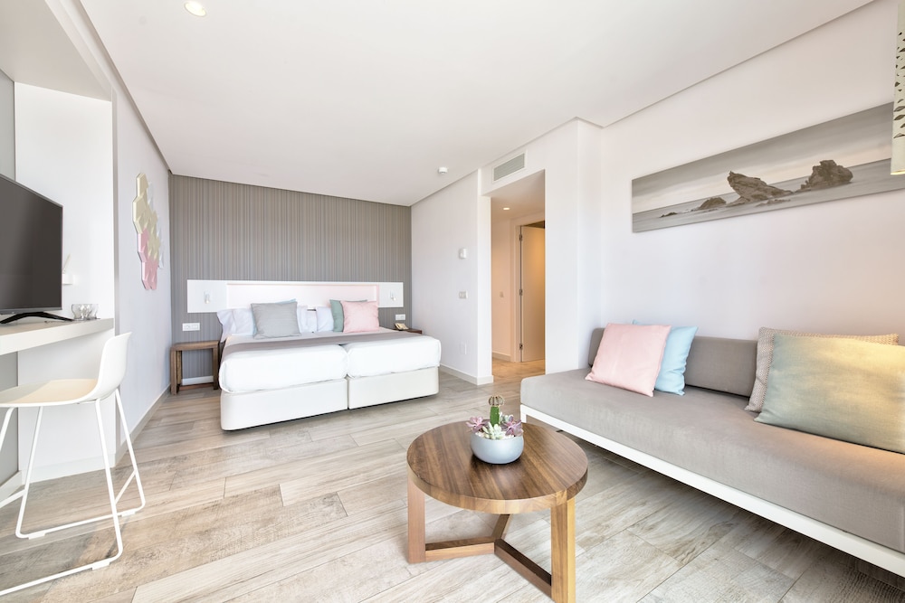 Family Triple Room, Terrace