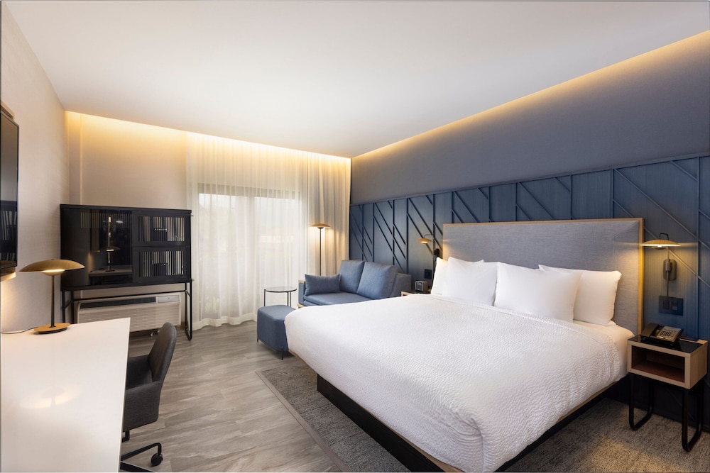Room, 1 King Bed - Photo 1