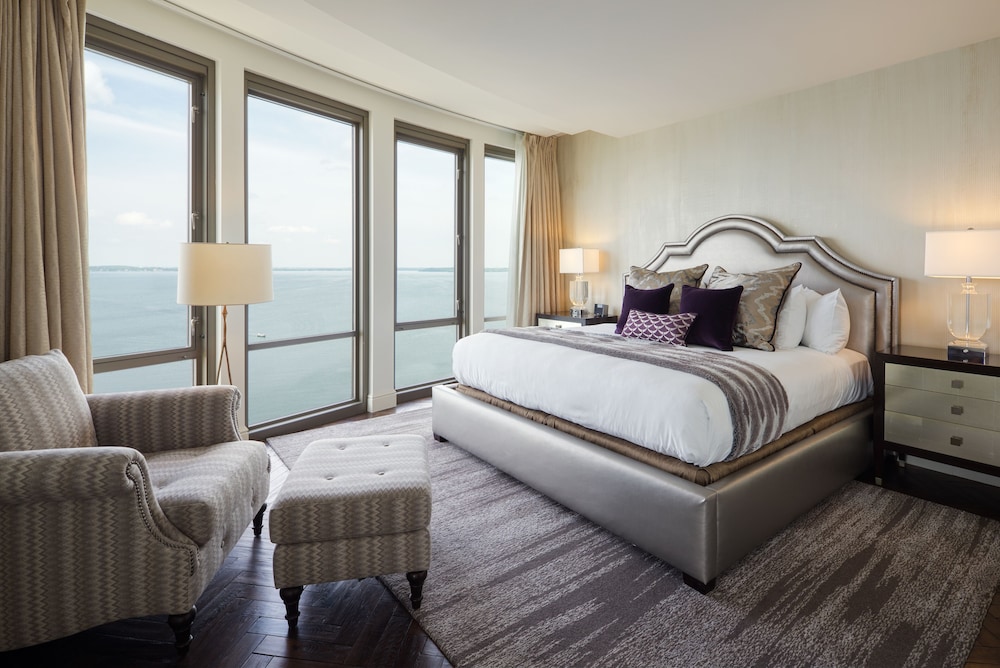 Presidential Suite photo 1