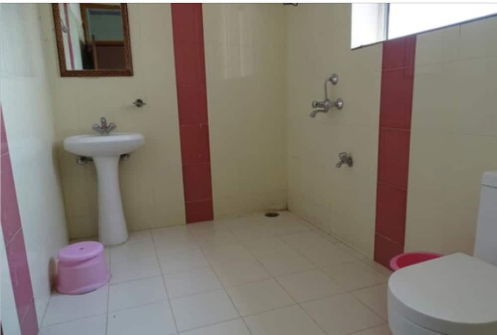 Standard Room - Photo 2